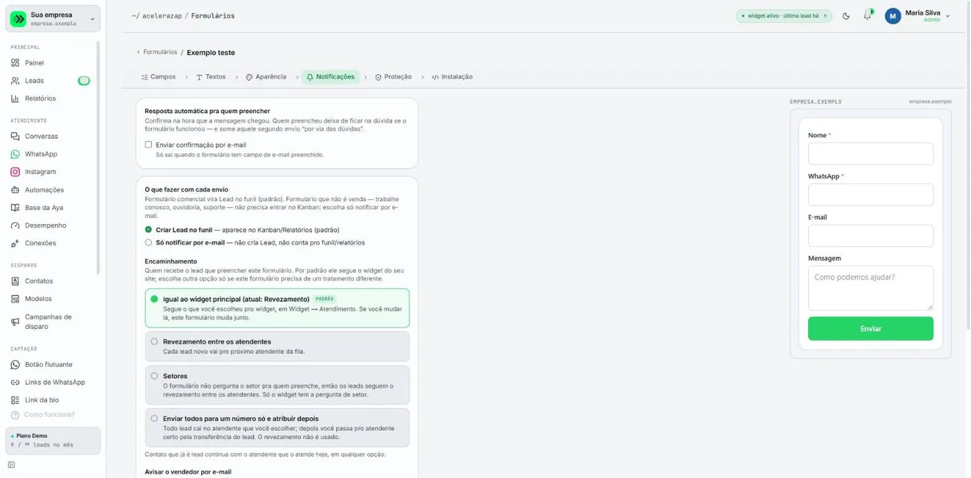Editor de formulário na aba Notificações, no topo, com a resposta automática, as opções do que fazer com cada envio e as opções de encaminhamento.